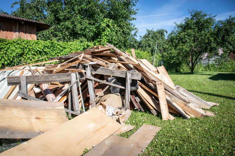 Lawn Debris Cleanup in Ventura County, CA